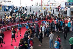 Die Läufer beim KKL. (Bild: Dominik Wunderli, Luzern, 27. Oktober 2019)