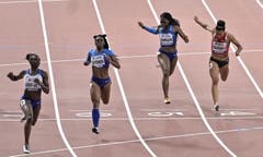 Mujinga Kambundji holt sich sensationell die Bronze-Medaille an der Leichtathletik-WM in Doha.