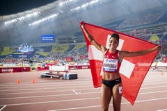 Mujinga Kambundji holt sich sensationell die Bronze-Medaille an der Leichtathletik-WM in Doha.
