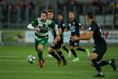 Am Ball der Krienser Nico Siegrist. (Bild: Dominik Wunderli, Kriens, 5. Oktober 2019)