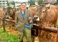 Fritz Hagmann umsorgt das Original Braunvieh auch noch im hohen Alter von 89 Jahren.