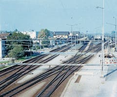 Die Strassenwalze mit dem Eröffnungsmotto. Bilder: Archiv Hansruedi Rohrer