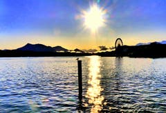 Morgensonne mit Riesenrad der Määs. (Bild: Walter Buholzer, 7. Oktober 2019)