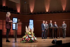 «Perspektiven 2020»: Im KKL Luzern drehte sich am Donnerstagabend alles um die Zentralschweizer Wirtschaft. Die besten Impressionen. (Bild: Manuela Jans-Koch, Luzern, 31. Oktober 2019)