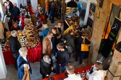 Islikon TG , 10.11.2019 / Greuterhof - Markt