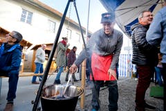 Islikon TG , 10.11.2019 / Greuterhof - Markt