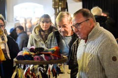 Islikon TG , 10.11.2019 / Greuterhof - Markt