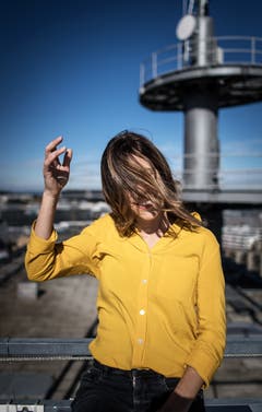 SRF-Sportmoderatorin Sibylle Eberle beim Fotoshooting im Leutschenbach. (Bild: Michel Canonica)