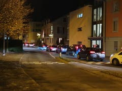 Stau auch am Kreisel Merkur in Horw Zentrum. (Bild: David von Moos)
