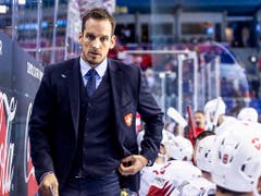 Der Schweizer Nationaltrainer Patrick Fischer sah zum Turnierauftakt gegen die Slowakei ein ganz starkes Mitteldrittel seines Teams (Bild: KEYSTONE/MELANIE DUCHENE)