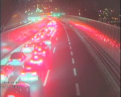 A2 Emmen Süd, Blickrichtung Luzern. Aufnahme von 17.42 Uhr. (Bild: Luzernmobil.ch)