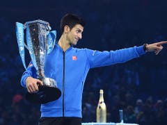 Gleich dahinter folgt mit fünf Titeln, letztmals 2015, Novak Djokovic (Bild: KEYSTONE/EPA/ANDY RAIN)