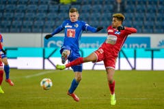 Silvan Sidler, linker Verteidiger, Note 4:Der 20-jährige Youngster spielt eine disziplinierte, unauffällige Rolle in diesem durch den frühen Platzverweis einseitigen Spiel.(Bild: Martin Meienberger / Freshfocus)