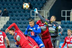 Lucas Alves, Innenverteidiger, Note 4Er lässt den Sion-Angreifern fast keinen Raum, zeigt eine solide Leistung.(Bild: Martin Meienberger / Freshfocus)
