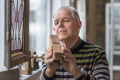 Otto Vogel: «Es ist mir ein Anliegen, mein Wissen als Schreiner und Fensterbauer weiterzugeben.»