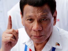 Sein Land soll künftig Maharlika heissen. Die Idee des philippinischen Präsidenten Rodrigo Duterte wird in der Bevölkerung geteilt aufgenommen. (Bild: KEYSTONE/EPA/FRANCIS R. MALASIG)