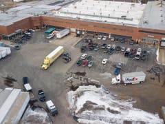 Die Schiesserei ereignete sich auf einem Industrieareal in Aurora im US-Bundesstaat Illinois. (Bild: KEYSTONE/AP Daily Herald/BEV HORNE)