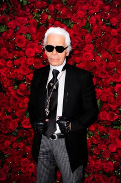Karl Lagerfeld 2011 bei der Vorpremiere zum Film «A Tribute To Pedro Almodovar». (Bild: Andrew Gombert / EPA)