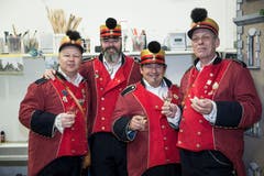 Funktionäre des Lozärner Fasnachtskomitees beim Baustellenrundgang.