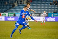 Lazar Cirkovic, Innenverteidiger, 3 Er verliert viele Laufduelle und ist gelb-rot gefährdet. Vor dem 0:1 verursacht er unnötig den Freistoss an der Strafraumgrenze.(Bild: Martin Meienberger/freshfocus)