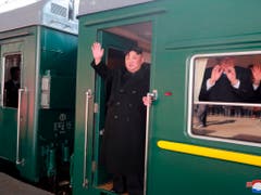 Nordkoreas Diktator Kim Jong Un ist mit seinem gepanzerten Sonderzug zum zweiten Gipfeltreffen mit US-Präsident Donald Trump kommende Woche in Vietnam aufgebrochen. (Bild: KEYSTONE/AP KCNA via KNS)
