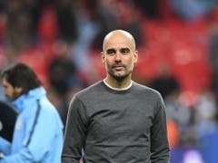 Manchester Citys Trainer Pep Guardiola holte seinen dritten Titel in England (Bild: KEYSTONE/EPA/NEIL HALL)