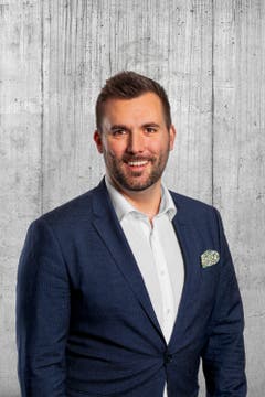 Ralph Hemsley, 34.
