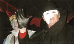 Josef 'José' Staub sprang 2005 in die Bresche, als der Kanton St.Gallen seinen Beitrag für die Gestaltung des Bundesplatzes nicht zahlten wollte. Der inzwischen verstorbene Treuhänder griff in die eigene Tasche und wurde dafür Ehren-Föbü. (Bild: Ehren-Födlebürger der Stadt St. Gallen)