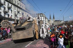 Buntes Treiben auf den Strassen der Stadt Luzern: Impressionen vom Fritschi-Umzug 2019. (Bild: Philipp Schmidli)