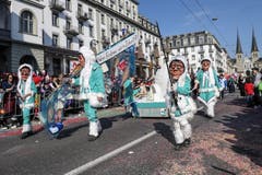 Buntes Treiben auf den Strassen der Stadt Luzern: Impressionen vom Fritschi-Umzug 2019. (Bild: Philipp Schmidli)
