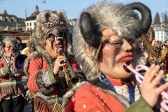 Guggenmusig Bärg-Wörze Uedlige mit dem Motto Los Chamanos Locos.