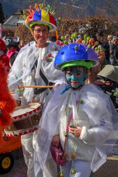 Farbige Impressionen vom Kinderumzug in Altdorf am Schmutzigen Donnerstag. (Bild: Leserin Rochelle Harwin)