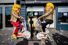Der Schmutzige Donnerstag in der Stadt Luzern: Farbenfroh, ausgefallen, rüüüdig. (Bild: Philipp Schmidli)
