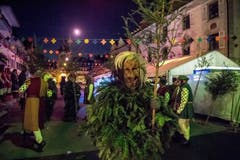 Einer der Enzilochmanne an der Tagwache im Städtli Willisau. (Bild: Nadia Schärli)