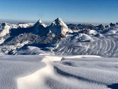 Blick vom Fronalpstock Richtung Mythen. (Bild: Markus Brülhart, Fronalpstock, 4. Februar 2019)