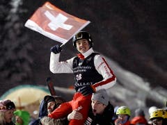 Noé Roth bejubelt WM-Bronze (Bild: KEYSTONE/EPA/JEFF SWINGER)
