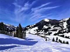 Wunderbare Winterlandschaft im Sörenberg. Auf dem Foto sieht man die Skihütte Schwand. (Bild: Urs Gutfleisch, 8. Februar 2019)