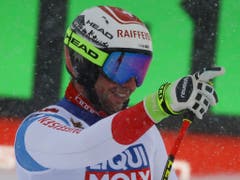 Beat Feuz verpasst im Schneetreiben von Are die Titelverteidigung (Bild: KEYSTONE/AP/MARCO TROVATI)