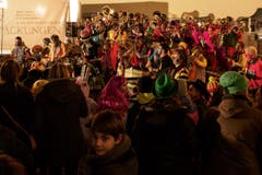 Die Uzepatscher aus Uzwil beteiligten sich lautstark am Städtli-Monster in Lichtensteig. (Bild: Sascha Erni, 28. Februar 2019)