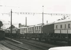 Weil die beiden Züge des Circus Knie nicht aufs Schmalspur-System in der Zentralschweiz passen, kam es nie zu einem Auftritt in Nid- und Obwalden. (Bild: PD/Archiv Circus Knie)