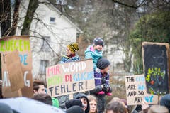 Frauenfeld TG - Klimastreik kommt im Thurgau an. In mehreren Hundert Städten weltweit wird heute gegen den Klimawandel demonstriert. Auch in Frauenfeld haben sich viele Engagierte zusammengetan.
