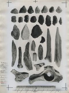 Prähistorische Werkzeuge, Fundort: Wildenmannlisloch.