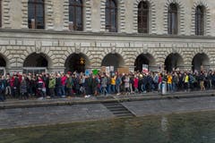 Demonstration gegen den Klimawandel in der Stadt Luzern. (Bild: Dominik Wunderli, Luzern, 15. März 2019)