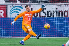 David Zibung, Torhüter, 4 Viel Pech beim Gegentor: Gilt offiziell als Eigentorschütze nachdem ihm der Ball an den Rücken prallt. Kann aber nichts dafür.(Bild: Martin Meienberger/freshfocus, Thun, 17. März 2019)
