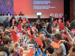 Holten sich Schwung fürs anstehende Wahljahr: Die Delegierten der SP Schweiz. (Bild: KEYSTONE/URS FLUEELER)