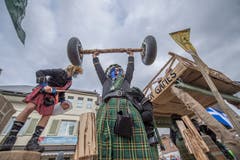 Die Fasnachtsfrönde Buchs mit Hürntaler Games. (Bild: Pius Amrein, Dagmersellen, 2. März 2019)