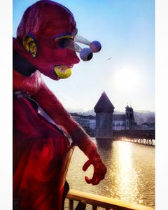 Grandioses Wetter am Schmudo. (Norma Widmer, Kapellbrücke Luzern, 28. Februar 2019)