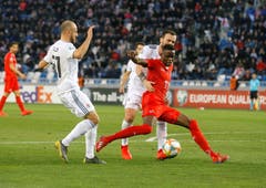 Denis Zakaria, Note 5: Findet erst in der zweiten Halbzeit ins Spiel. Je länger, desto dominanter. Entscheidet mit seinem Tor das Spiel. (Bild: EPA/ZURAB KURTSIKIDZE, Tiflis, 23. März 2019)