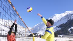Snow-Volleyball-Schweizer-Meisterschaften in Andermatt. (Bild: Philipp Zurfluh, 24. März 2019)