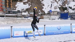 Snow-Volleyball-Schweizer-Meisterschaften in Andermatt. (Bild: Philipp Zurfluh, 24. März 2019)